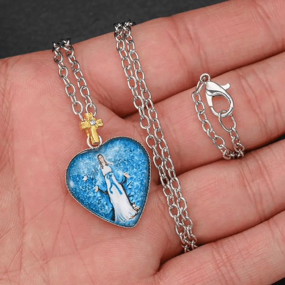 Classic Style Heart-shaped Virgin Mary Glass Pendant Necklace