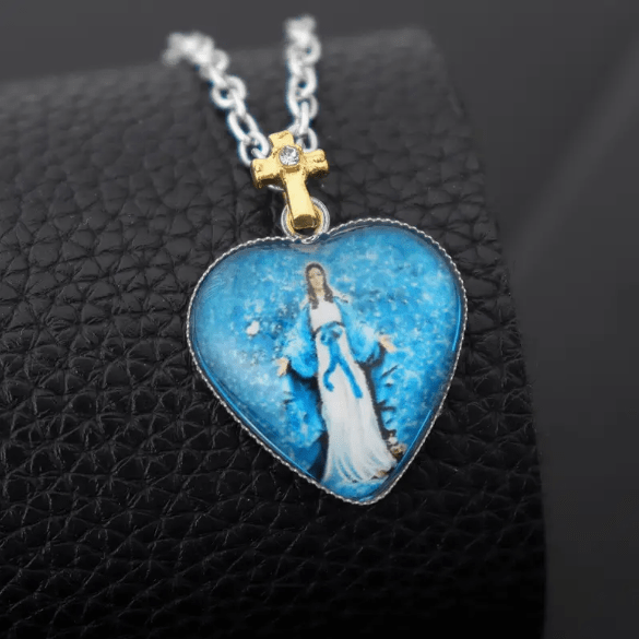 Classic Style Heart-shaped Virgin Mary Glass Pendant Necklace